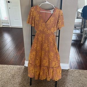 VICI online boutique- Midi lace sundress with side slits. Worn once